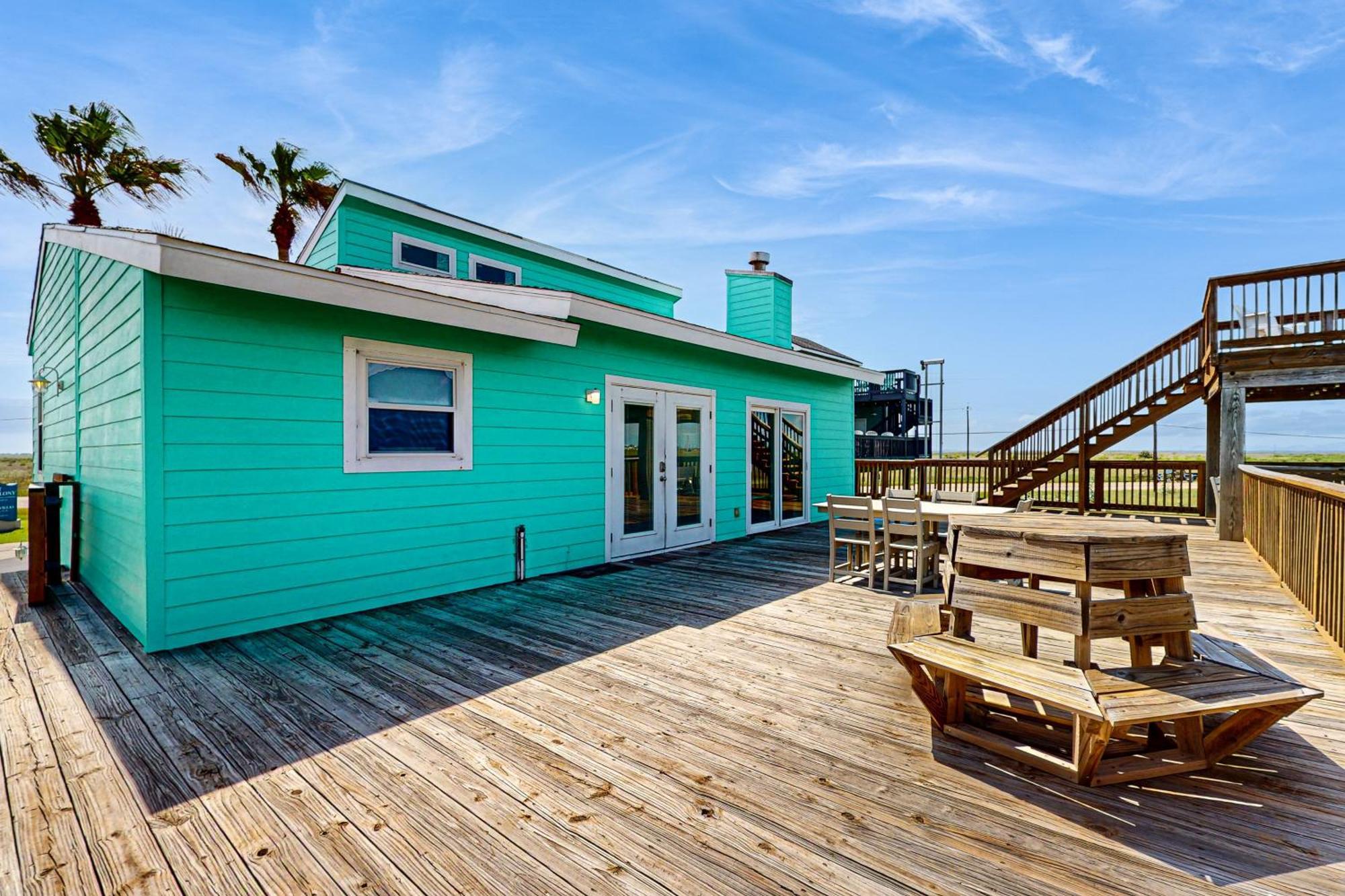Lost Colony IV Port Aransas Bilik gambar